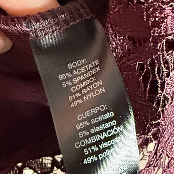 Travelers by Chicos women’s bell sleeves lace trim tunic top - Picture 4 of 6